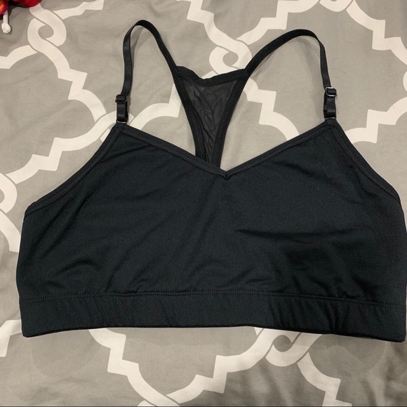 Black athletics essentials sports bra - Picture 1 of 3